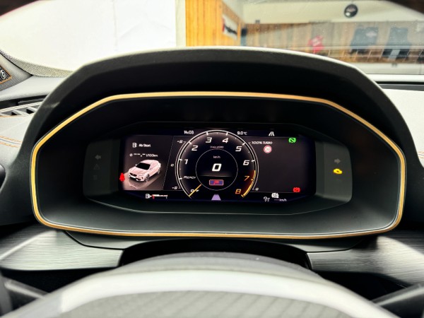 05. Zierrahmen Tacho groß Kupfer